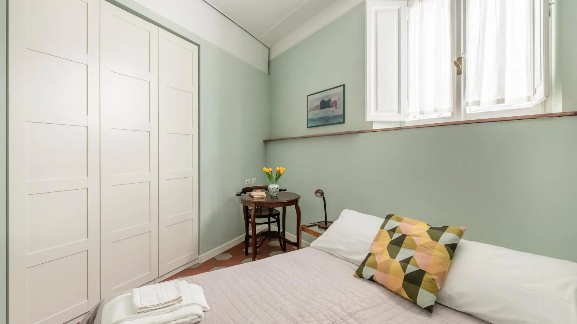 Iside Apt At Colosseum -2 Bedrooms 2 Bathrooms Rome 0*,  Italië
